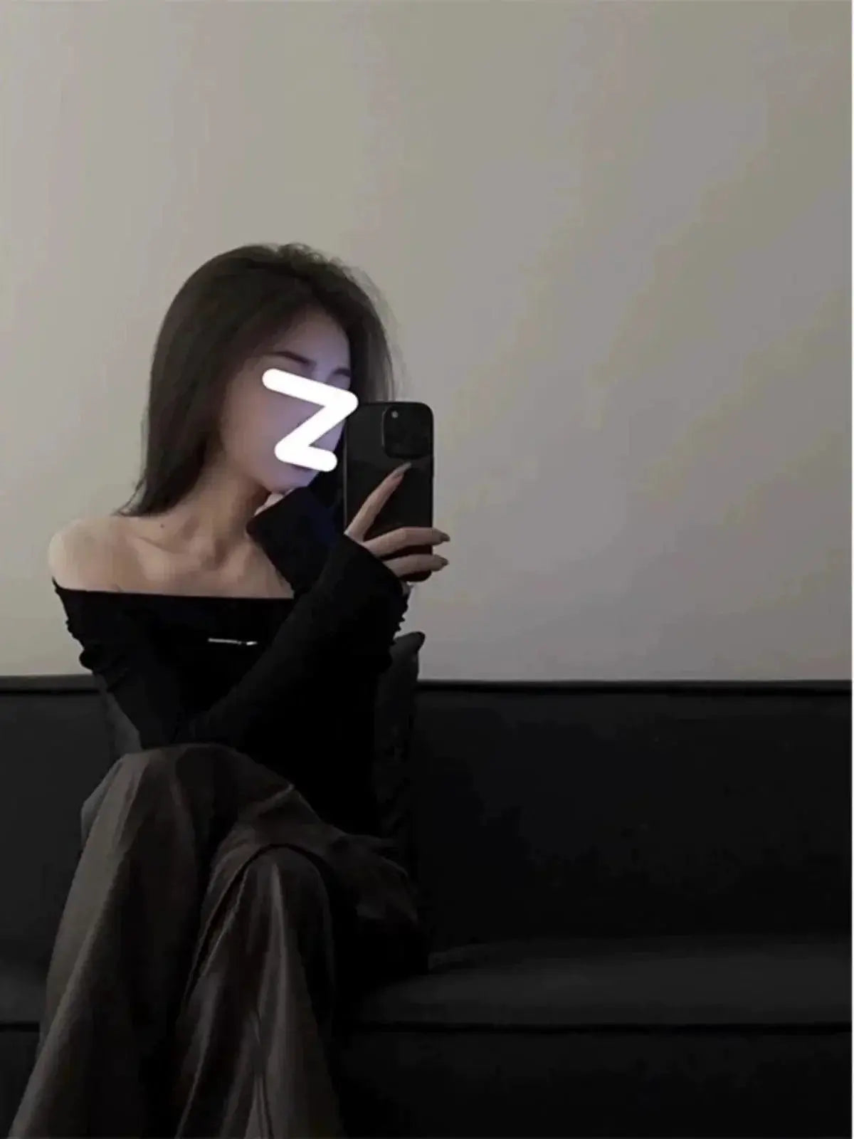 Elegant Autumn Glamour Off Shoulder Top Embrace Youthfulness