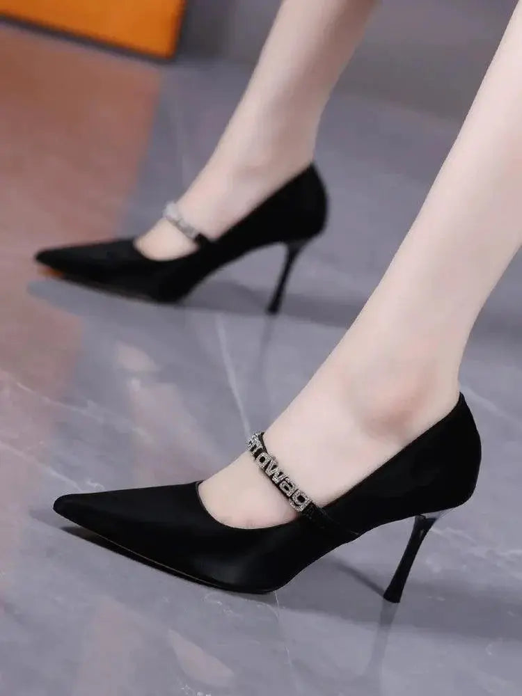 Elegant Rhinestone Stiletto Heels Elevate Your Style