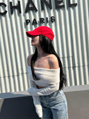 Knitted Off-the-Shoulder Top Chic Fashion for Spring 2023