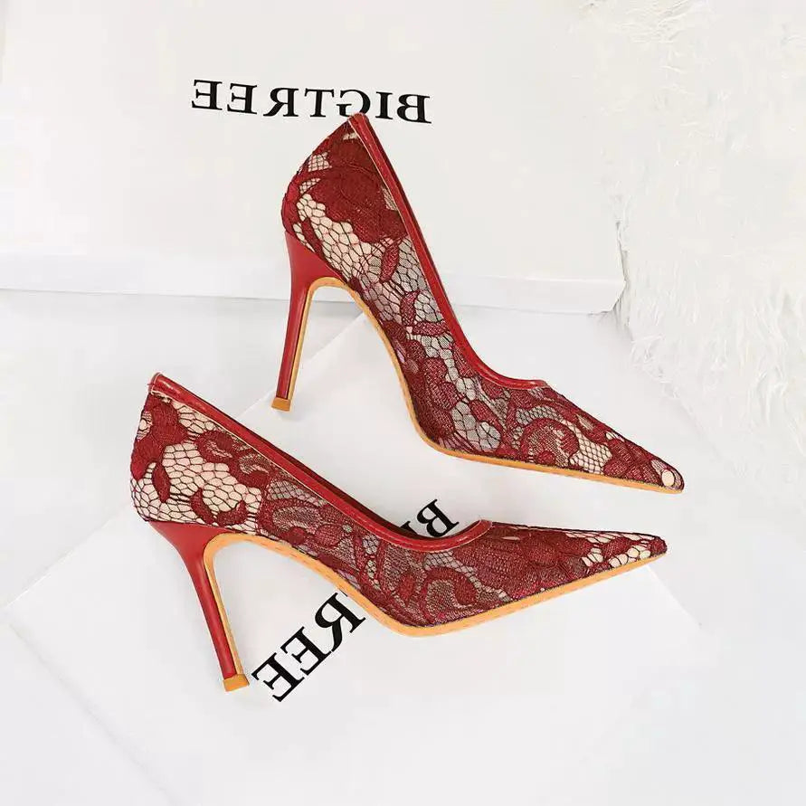 Elegant Lace Shoes For Women With Slimming Effect Fashion