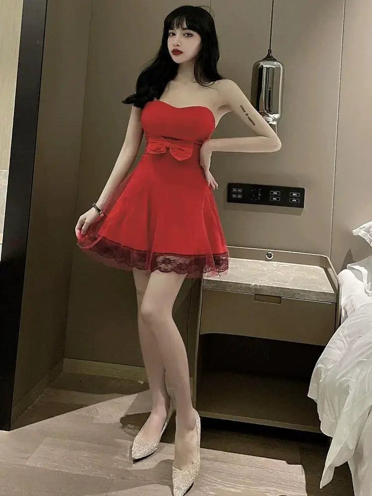 Sexy Pettiskirt Bridesmaid Dress With Elegant Tube Top Style