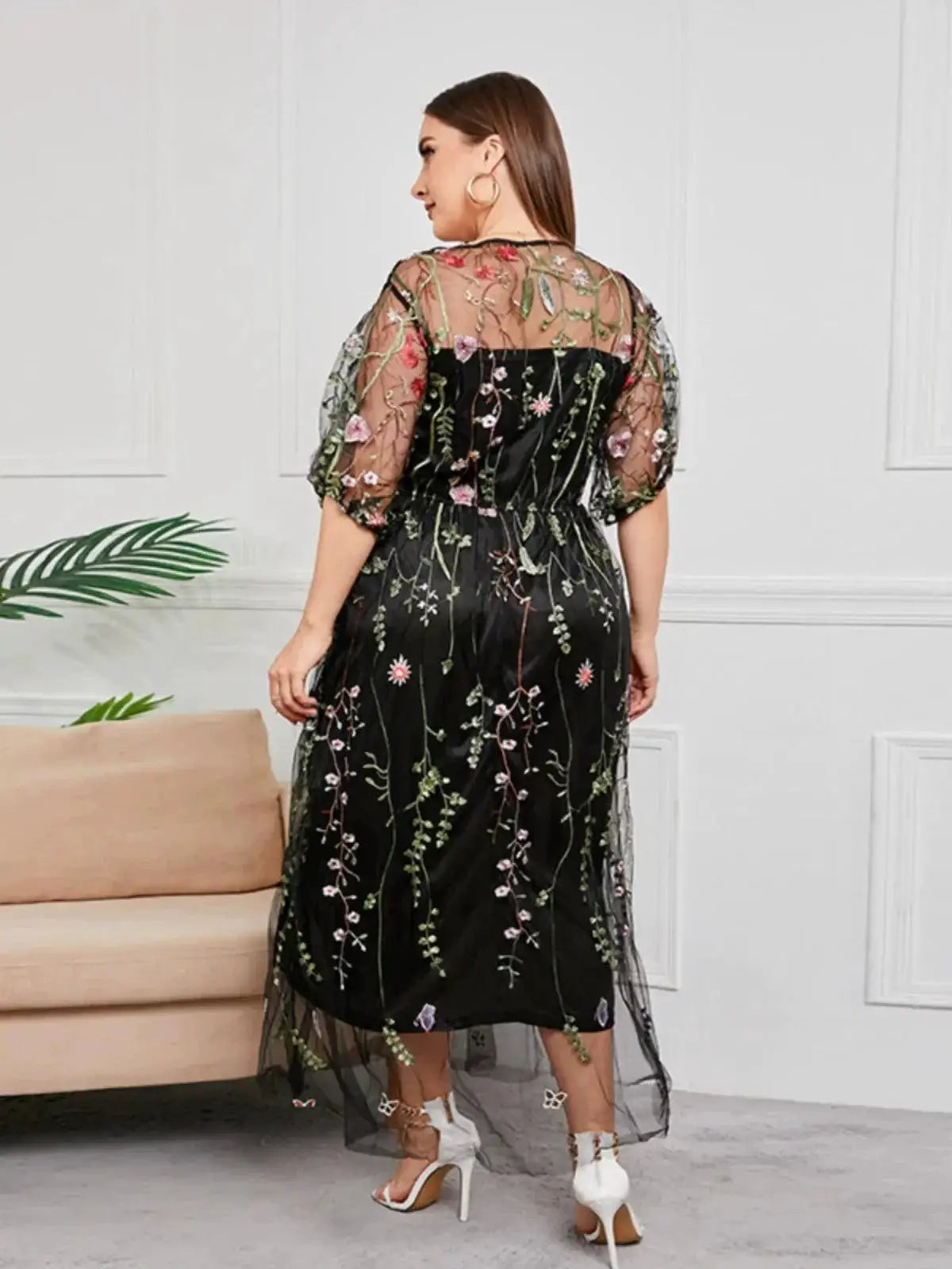 Mesh Embroidered Lace Dress Elegant Summer Statement Piece
