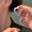 Light Extravagant Love Heart Women's Wheat Earrings Fancy