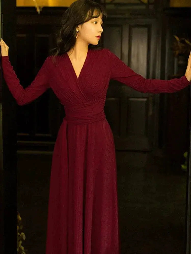 Knitted Goddess Red Dress For Elegant Women Apparel