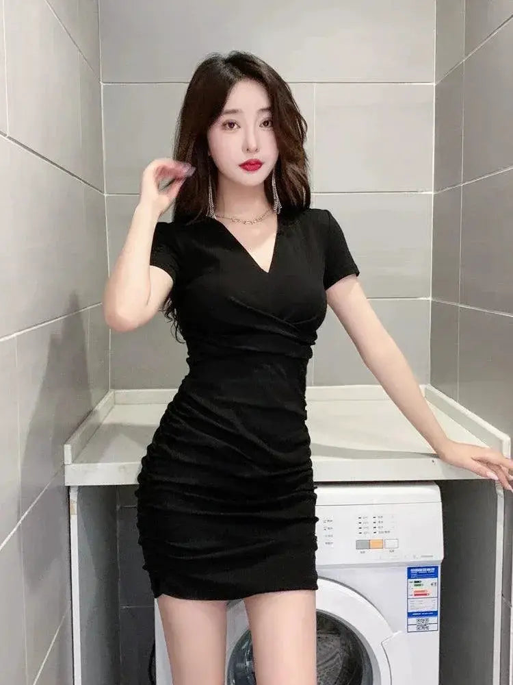 V Neck Sheath Dress for Summer Flattering Silhouette