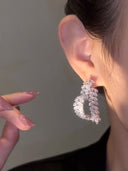Elegant Heart Wheat Earrings for Women Unique Luxury Design