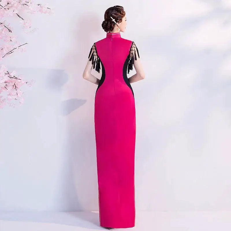 Elegant Retro Cheongsam Modern Twist On Traditional Beauty