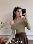 Elegant Off-the-Shoulder Top Autumn Fashion Essential Style