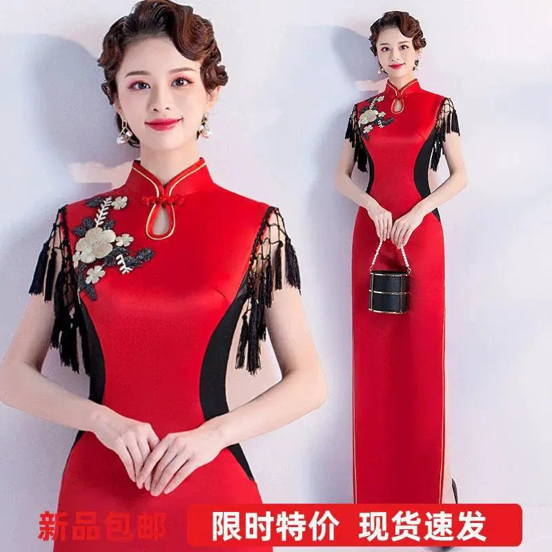 Red Chinese Wedding Dress Elegant Traditional Attire
