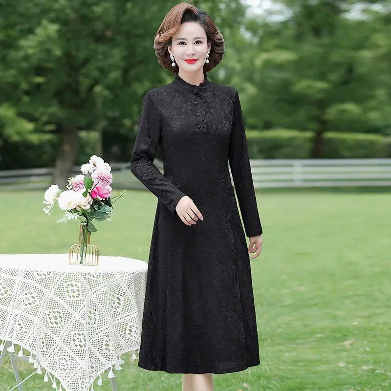 Middle Aged Jacquard Dress for Autumn Style and Comfort