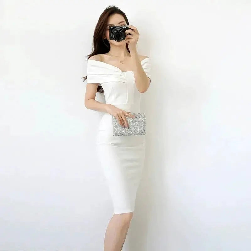 Slimming Tuxedo Dress For Elegant Eveningwear Style
