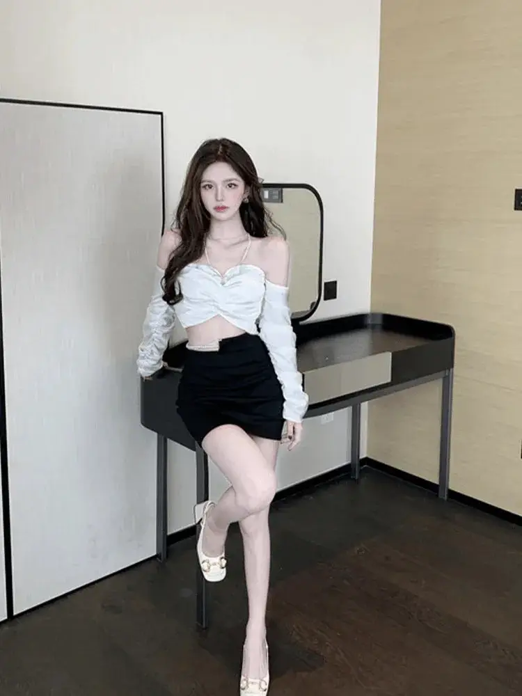 Internet Celebrity Hollow Halterneck Top for Trendsetters