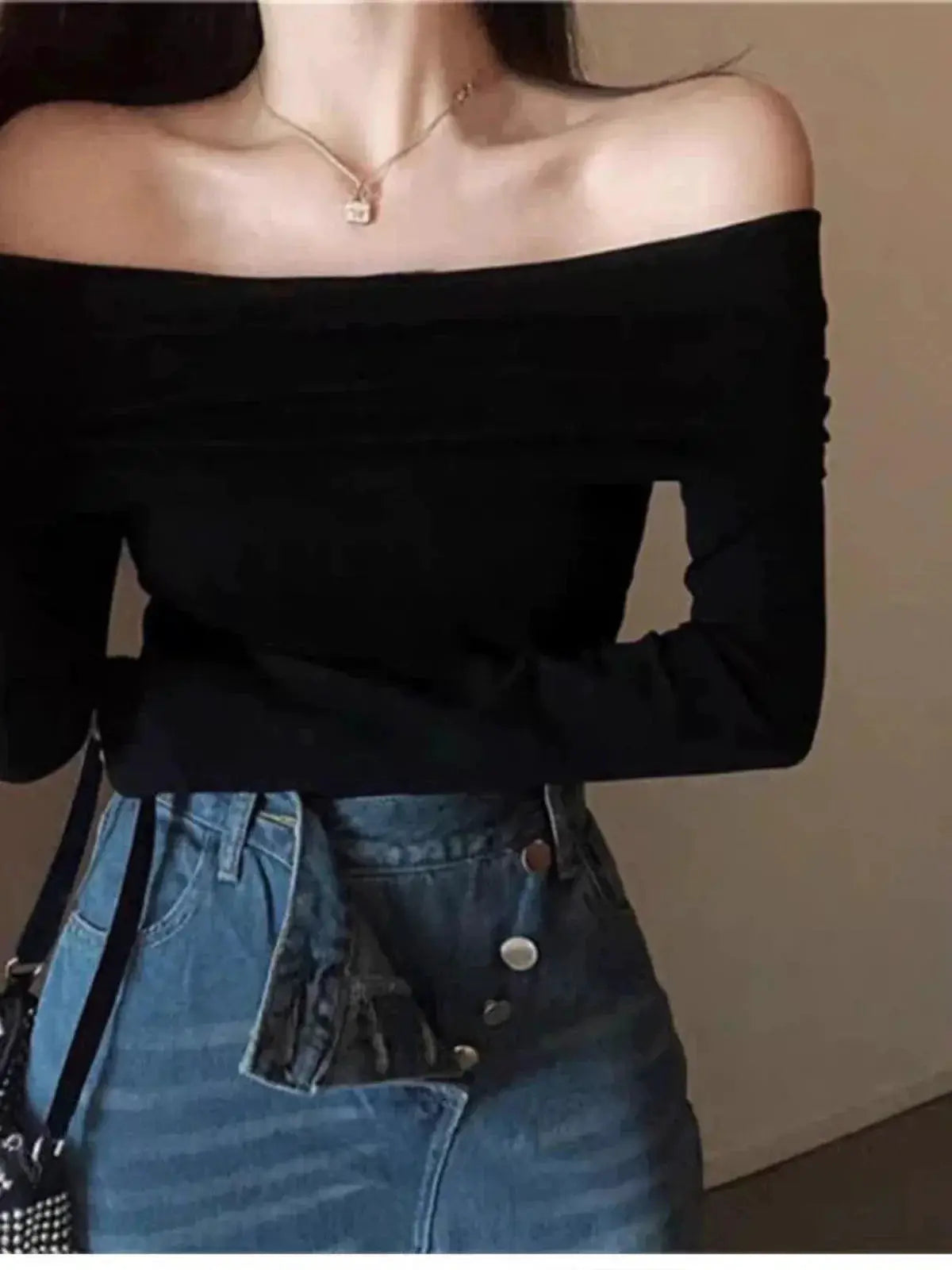 Off Shoulder Vintage Long Sleeve Tee Chic Retro Elegance