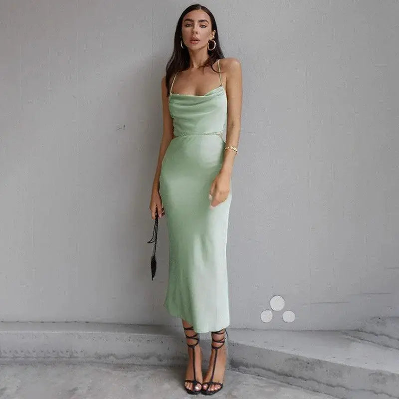 Backless Collar Dress Streetwear Elegance for Autumn Winter