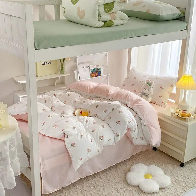 Cream Ins Girly Style Four Piece Bed Quilt Set For Students