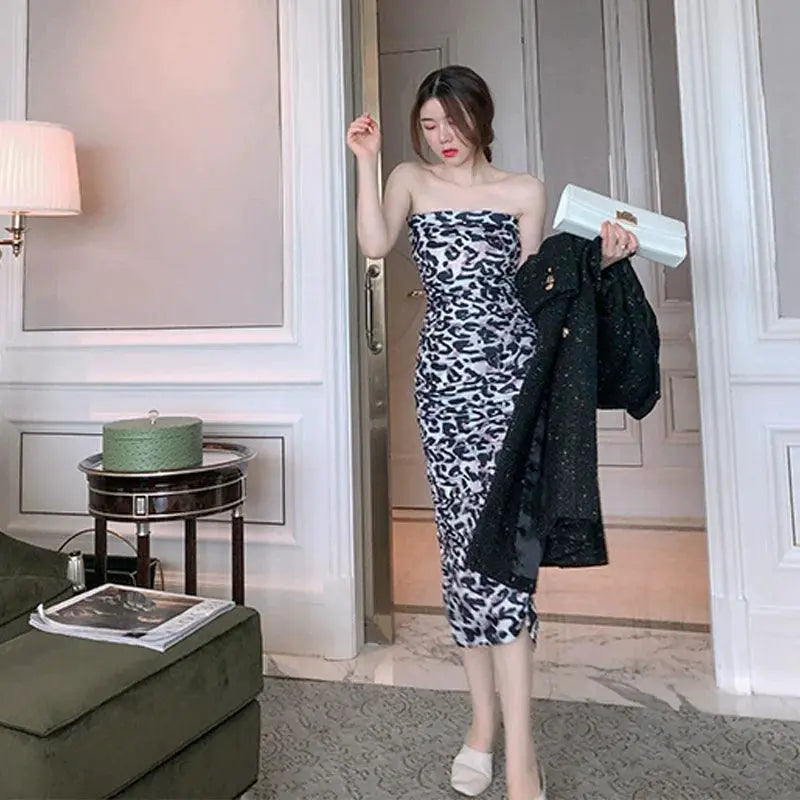 Leopard Print Strapless Dress for Elegant Modern Women
