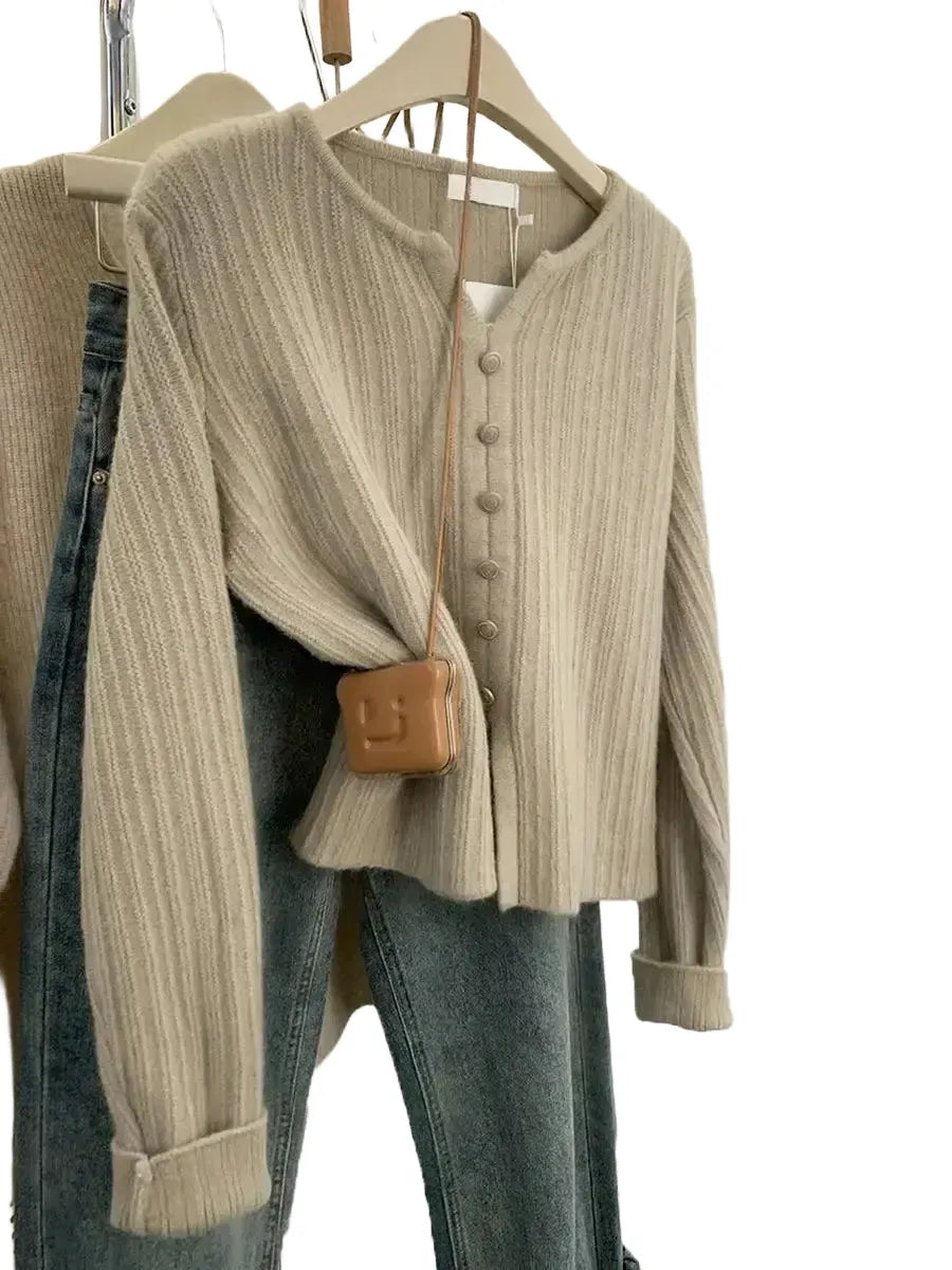 Cozy Split Sweater for Office Workwear — product view 1