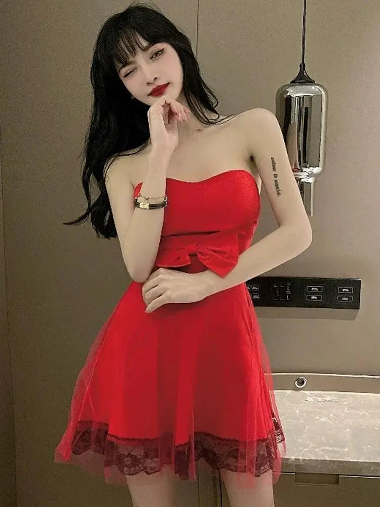 Sexy Pettiskirt Bridesmaid Dress With Elegant Tube Top Style