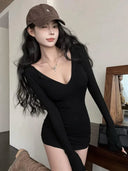 Autumn Chic V Neck Long Sleeve Tee For Everyday Style