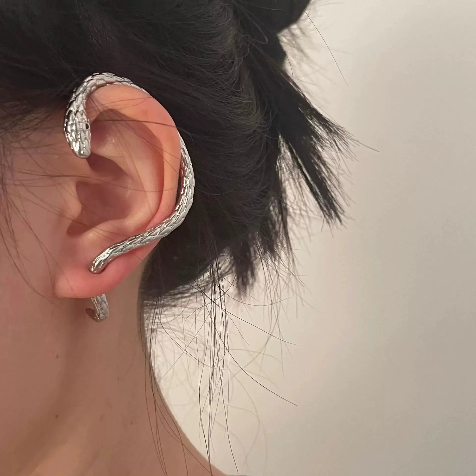 Cool Spirit Snake Dark Concave Ear Hanging Jewelry