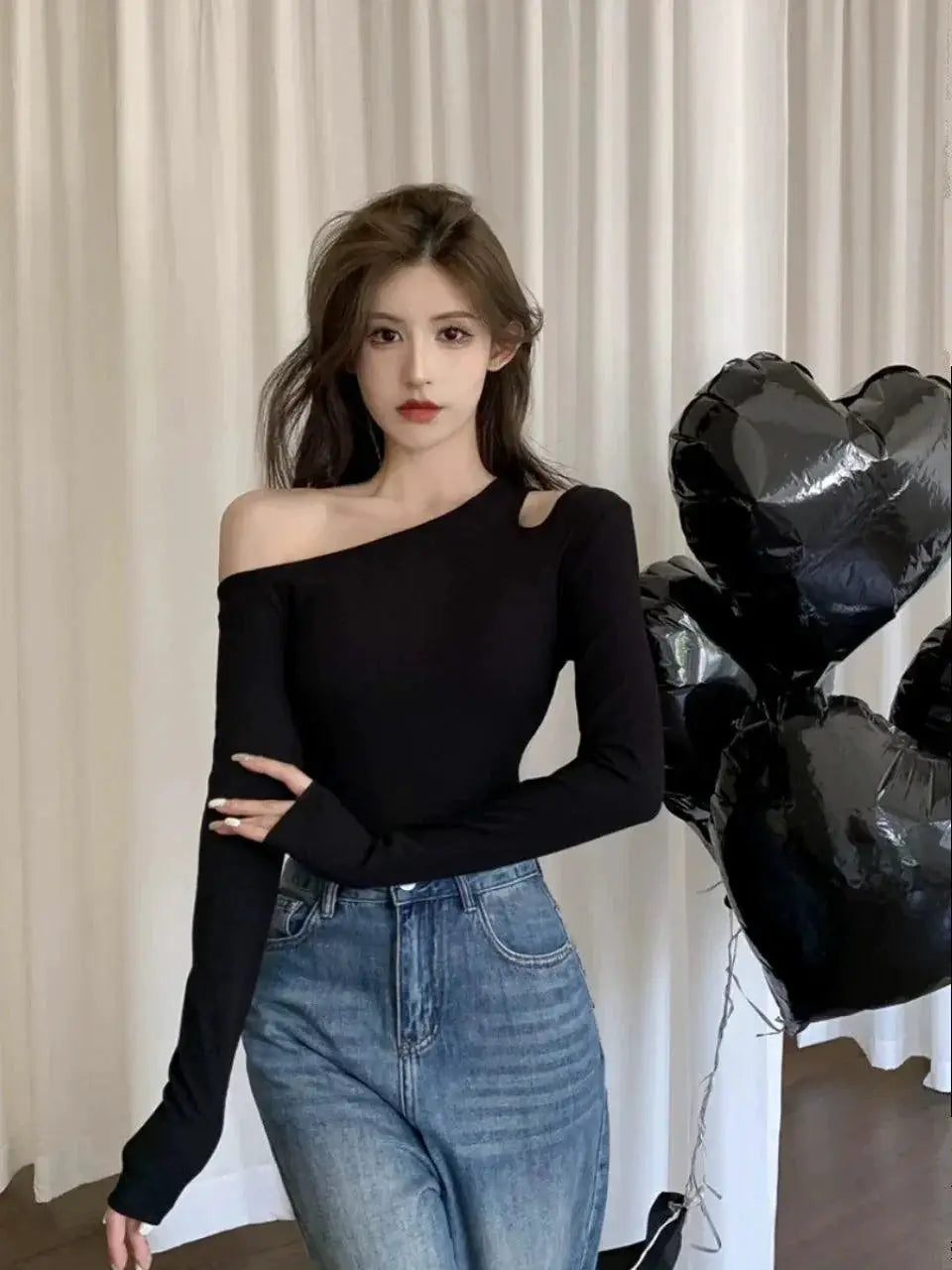 Off The Shoulder Black T Shirt For Autumn Wardrobe Style