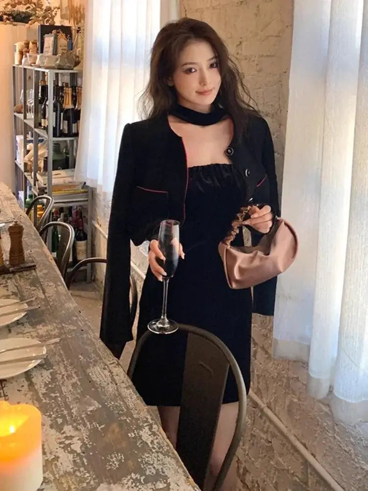 Black Velvet Evening Gown For Modern Women Sophisticated