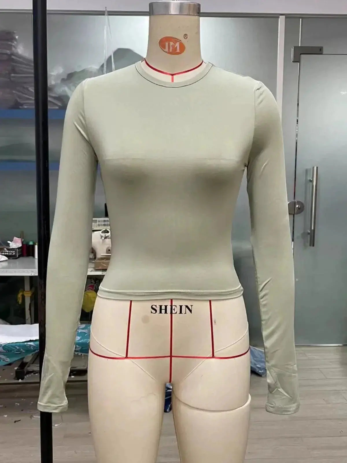 Autumn Chic Slim Fit Long Sleeve Tee For Fall Style
