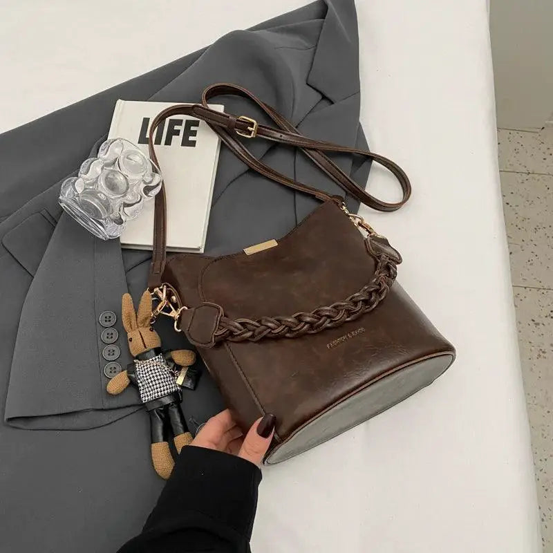 Vintage Barrel Style Women Crossbody Satchel Fashion Icon