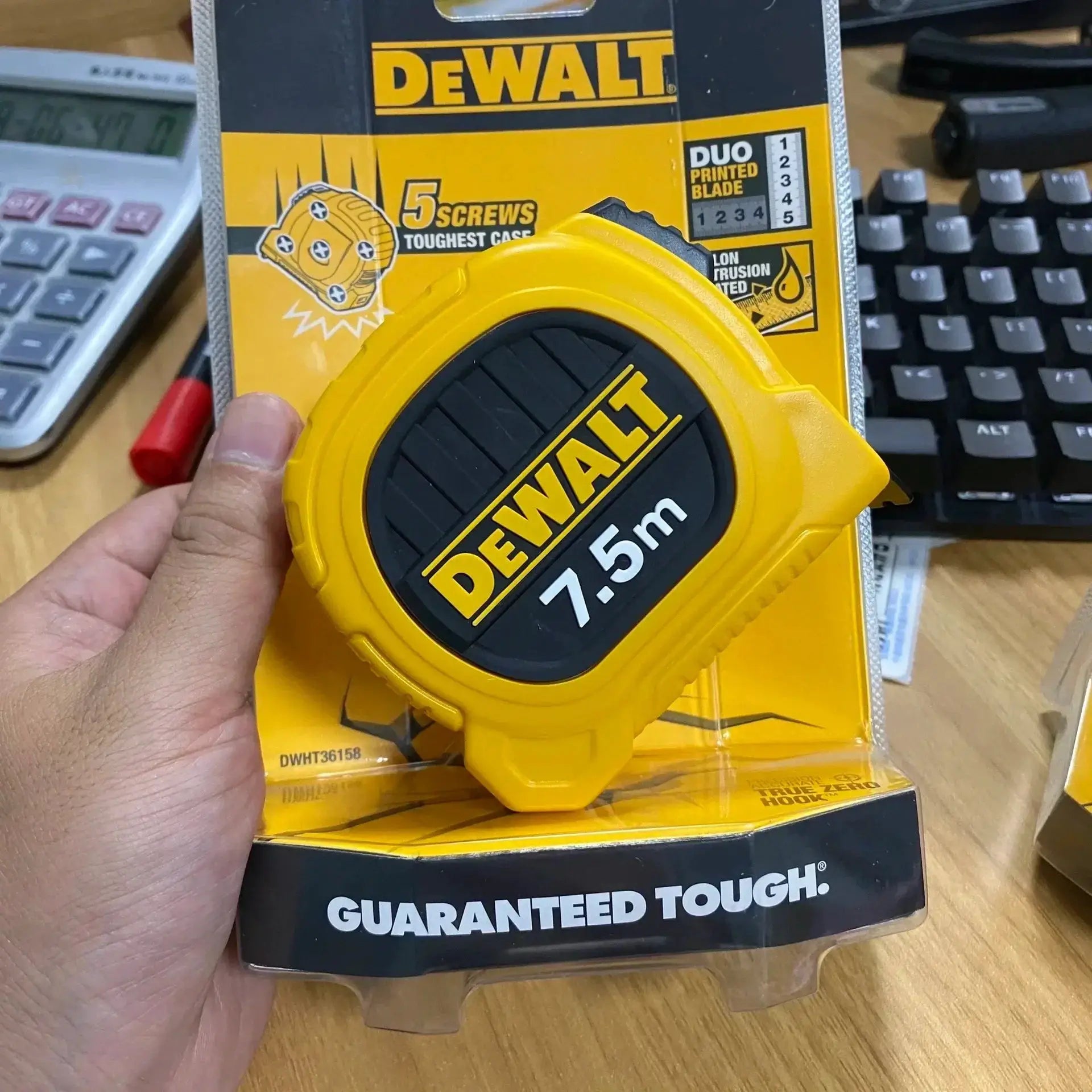 Durable 5m and 7.5m Tape Measure for Carpentry Projects