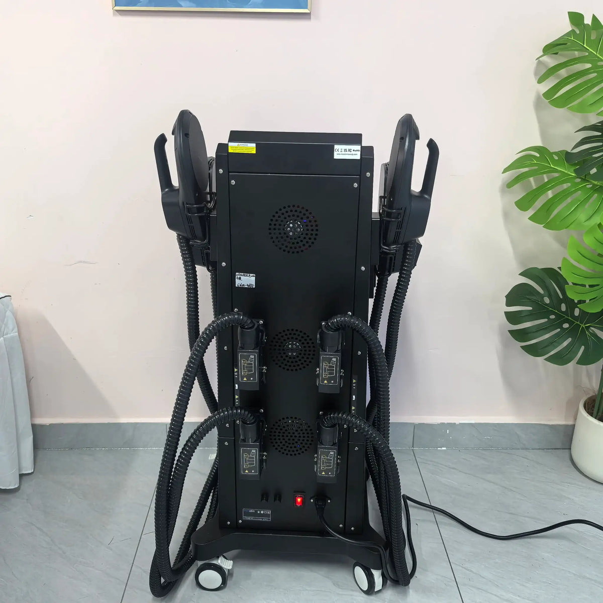 MYOslim 6500W Body Sculpting Machine 200HZ for Muscle Development Fat Burning And Weight Loss Emsculpting Machine
