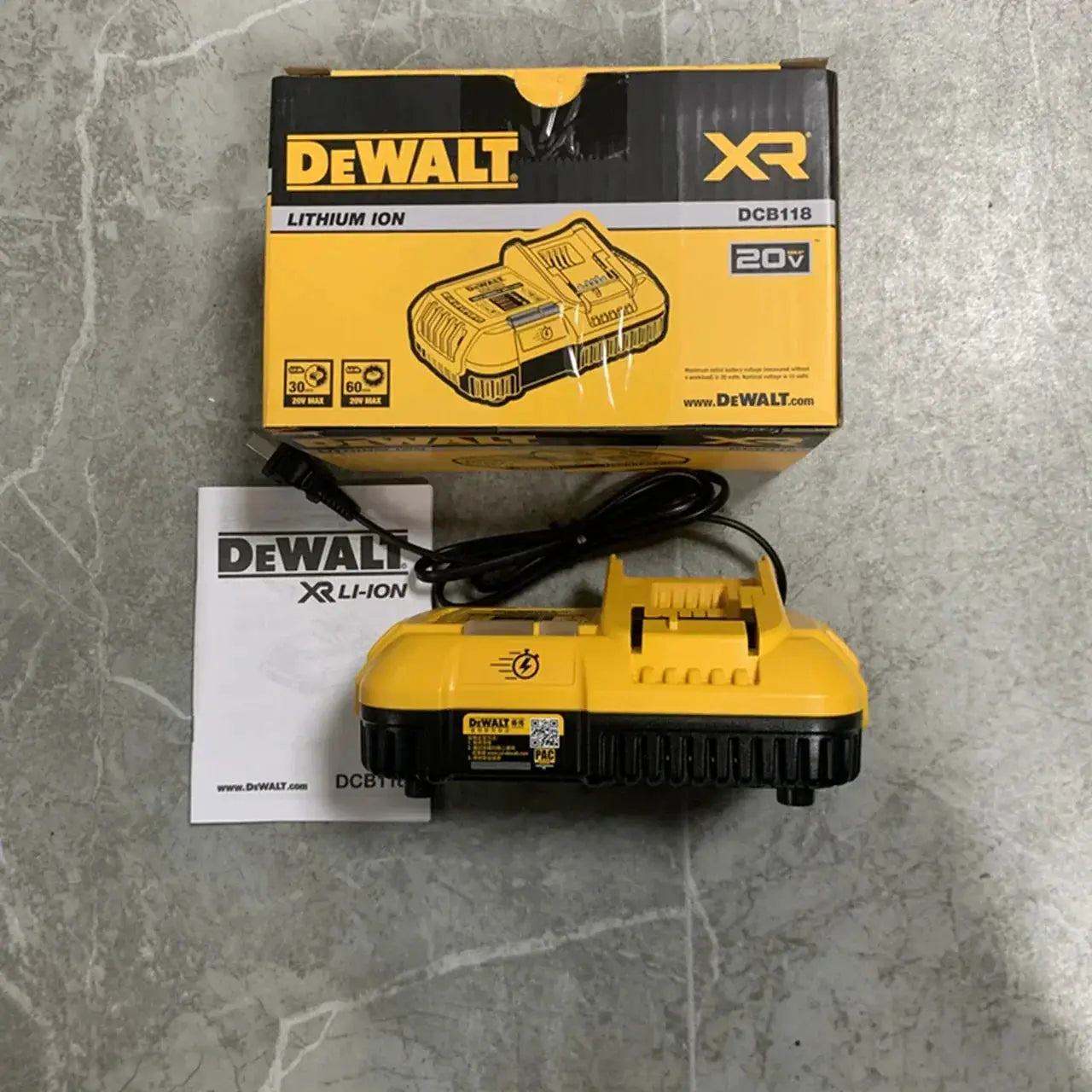 DCB118 20V MAX 60V Fast Charger Compact Tool Pro Grade