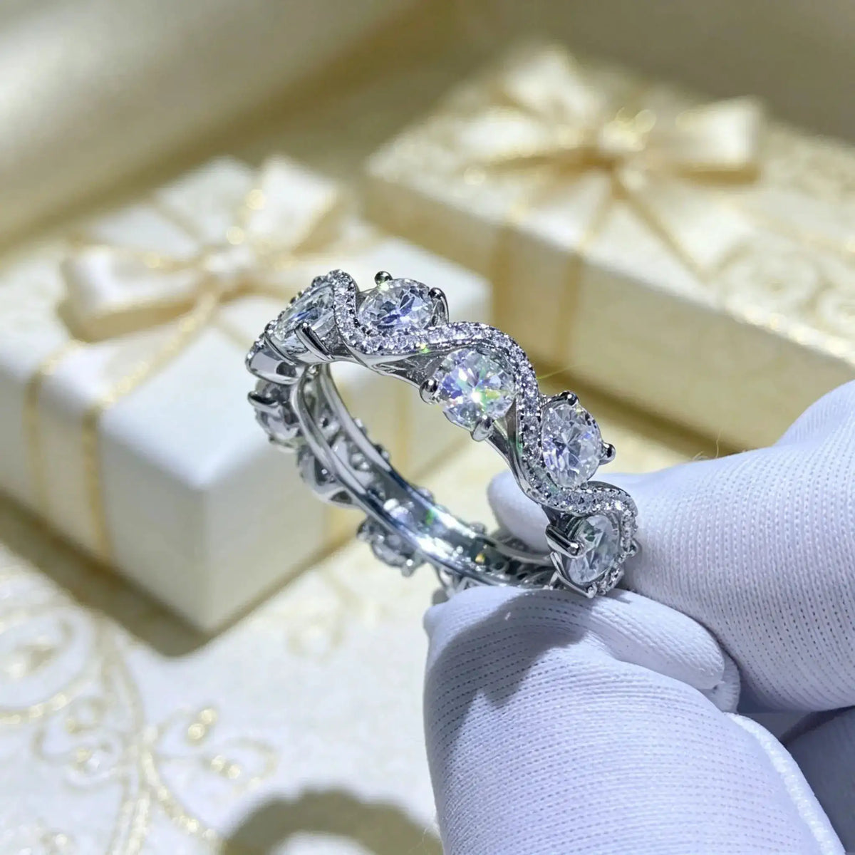 Sterling Silver Moissanite Wavy Ring — product image 6