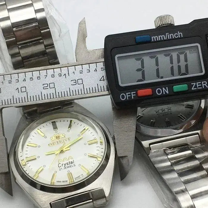Orient Double Lions Chronograph Mens Watch Elegant Timepiece