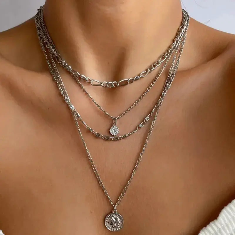 Vintage 18K Gold Pendant Layered Necklace Set For Her