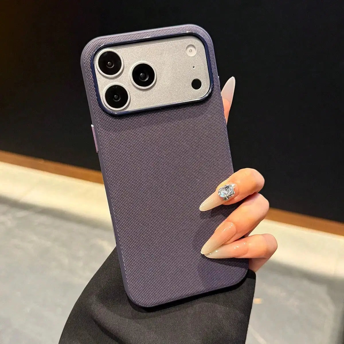 Luxury Woven Case - Magnetic Wireless Charging — product view 10