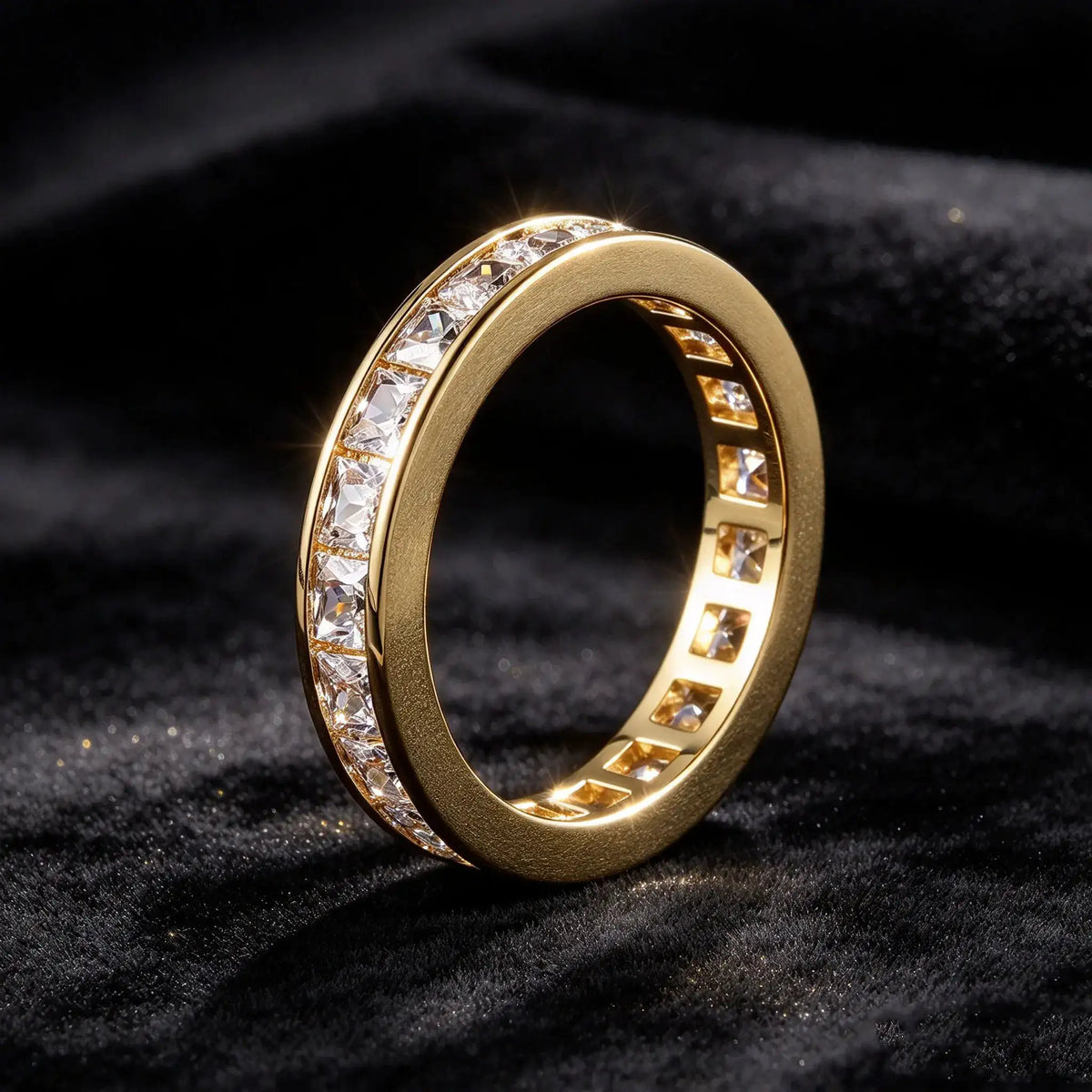 Luxury Zircon Full Circle Couple Ring — product image 7