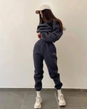 Cozy Women Tracksuit Set for Casual Wear
