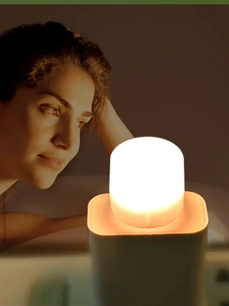 4 Pack USB Night Light Eye Protection LED Socket Light