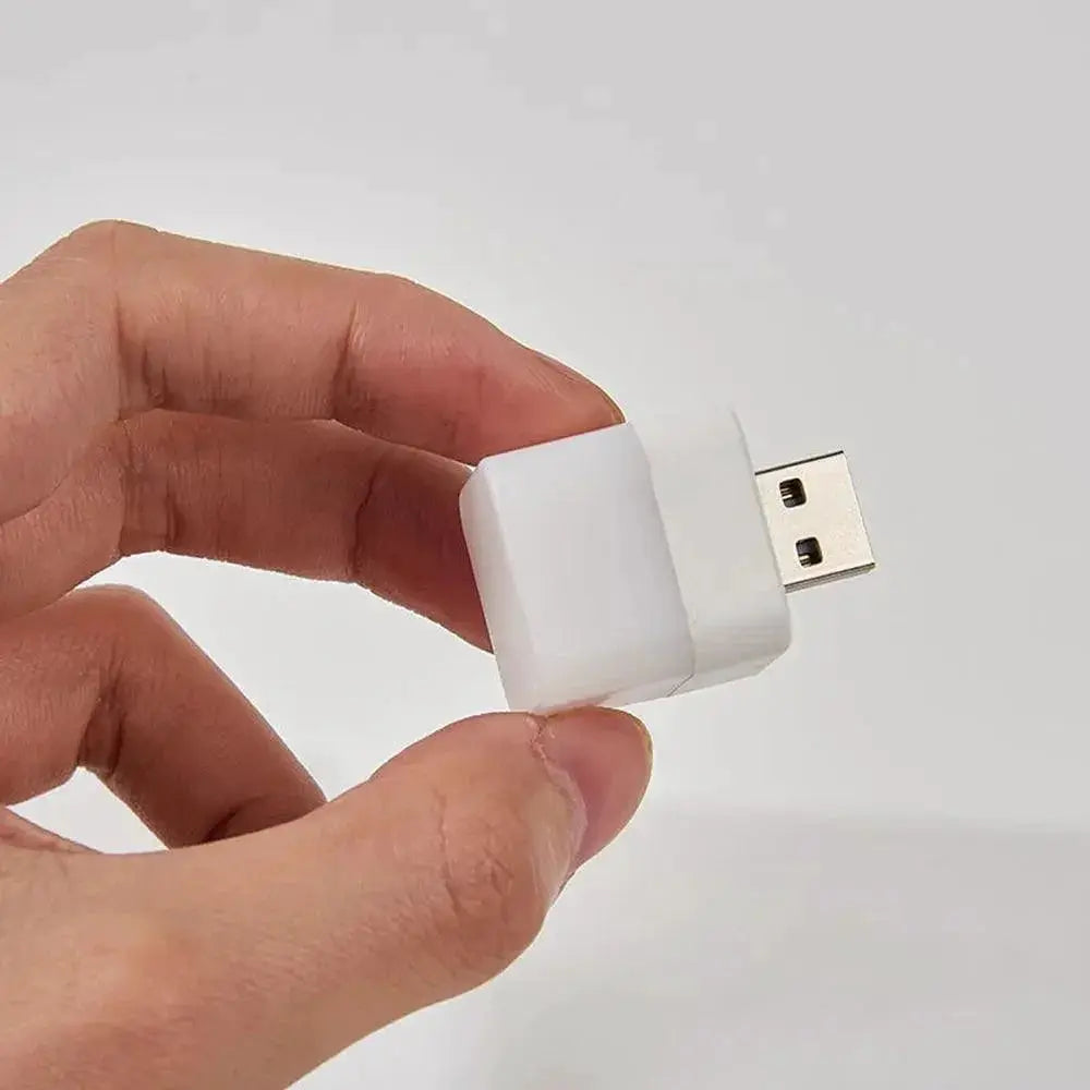 USB Night Light Compact Mini Lamp for Reading and Travel