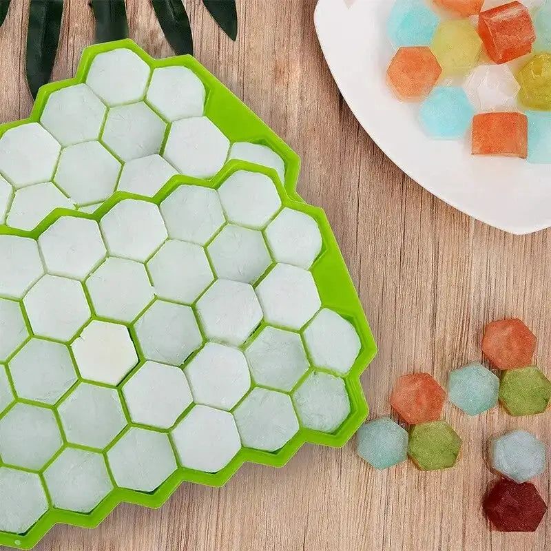 Honeycomb 37 Lattice Cube Tray Maker With Lid Ice Mold - OurLum.com