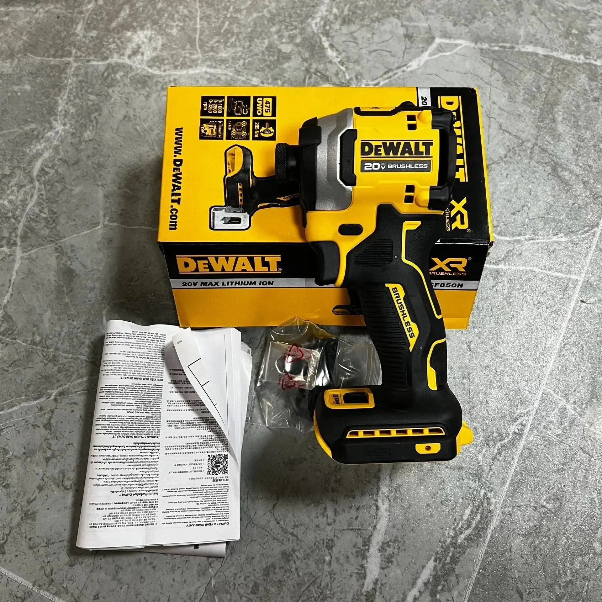 DCF850 Quarter Inch Brushless Cordless Impact Driver Compact