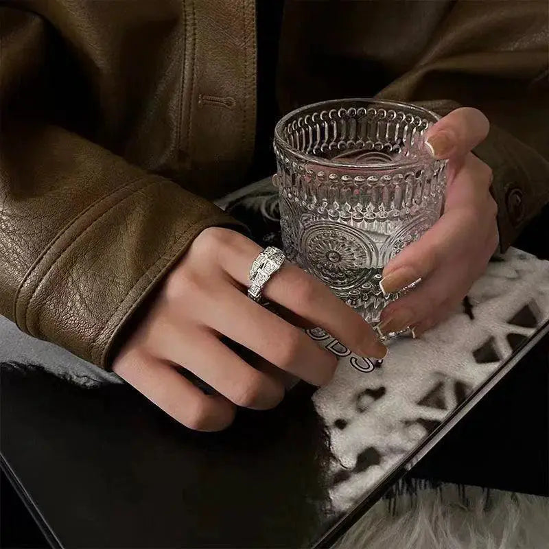Luxury Crystal Snake Ring Exquisite Zircon Jewelry