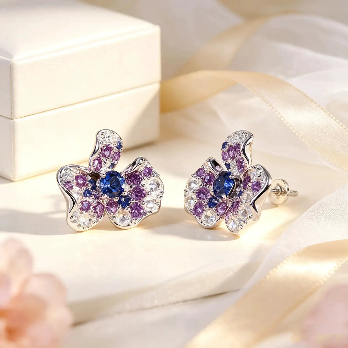 925 Sterling Silver Four Leaf Clover Flower Moissanite Stud Earrings for Women, Multi-color Purple & Blue Inlaid Moissanite Statement Earrings, Shiny Mixed Cut Stones Ear Studs, Fashion Fine Jewelry, Anniversary Birthday Gift