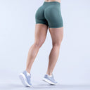 Women's Seamless Scrunch Butt Biker Shorts - Stylish Yoga Wear