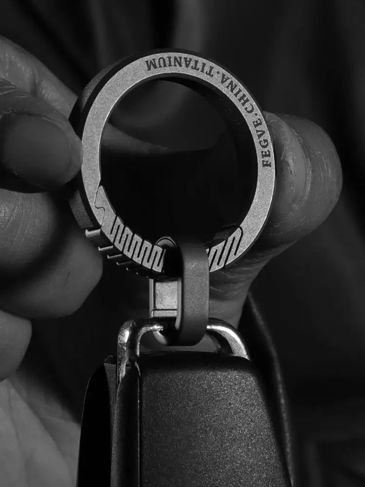 Creative Mini Car Key Chain Connection Buckle Super Light Titanium Quick Detachable Keychain Connecting Ring EDC Accessories