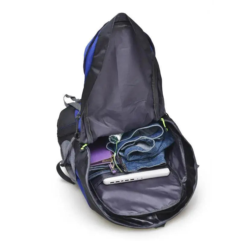 Splashproof Outdoor Mountaineering Backpack Large Capacity