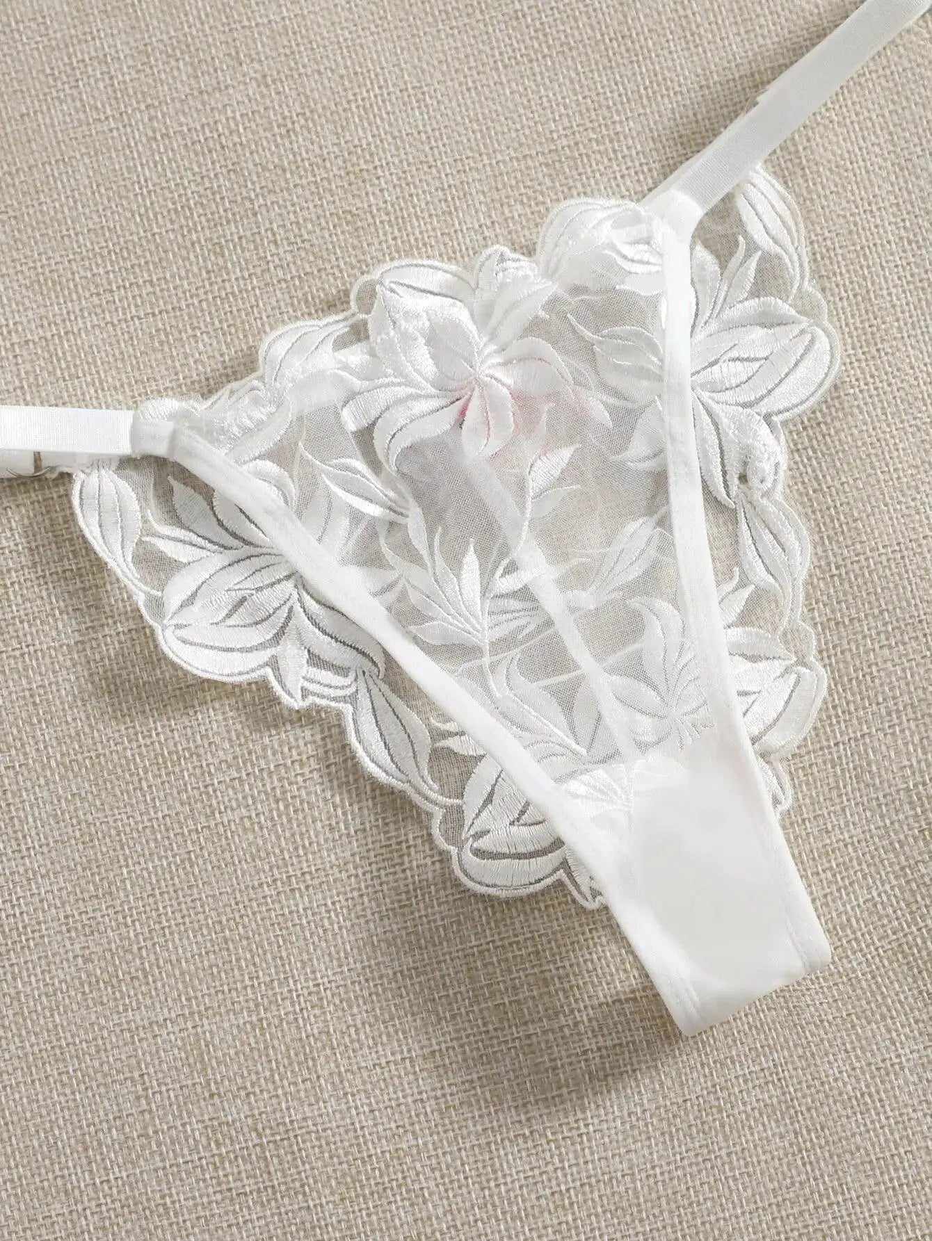 Elegant Mesh Embroidered Lingerie Set For Women Premium