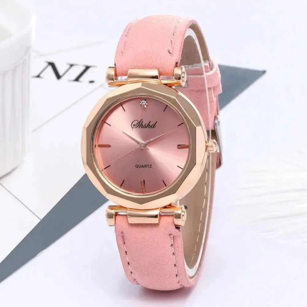 Gold Quartz Womens Wristwatch Elegant Style For Ladies