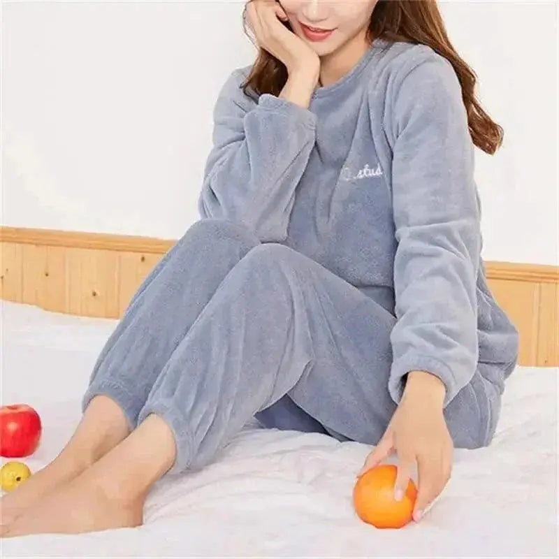 Winter Cozy Fleece Hoodie With Pockets For Oversized Style