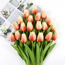 Tulip Flower Bouquet: Exquisite Wedding Ceremony Decor
